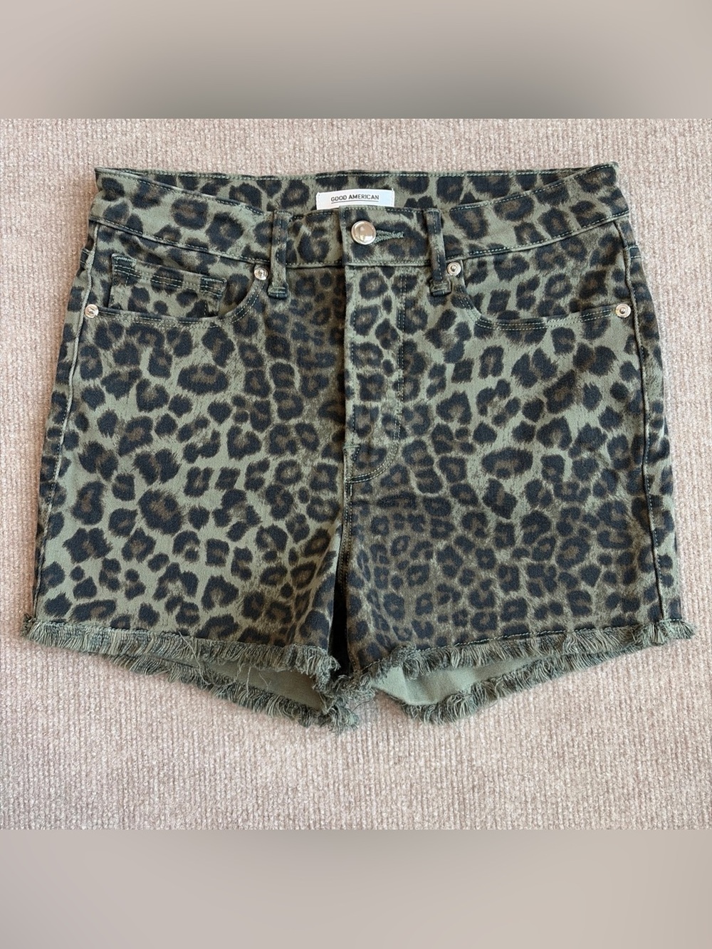 GOOD AMERICAN Green Leopard High Rise Cut Off Jean Shorts Sz 4/27